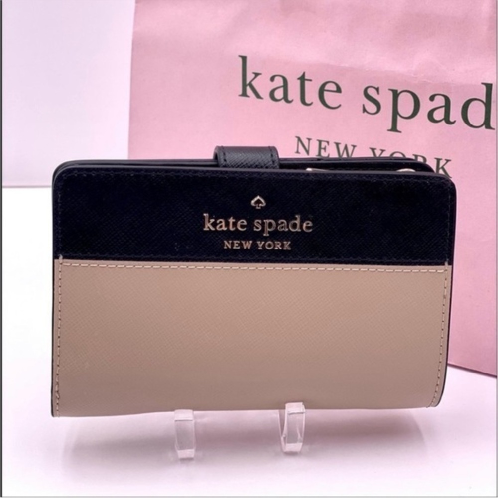 Kate Spade Medium Bifold Compact Wallet